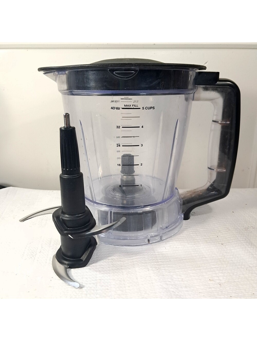 Nutri Ninja Auto-iQ Blender 40 oz pitcher blade storage lid cap part BL494